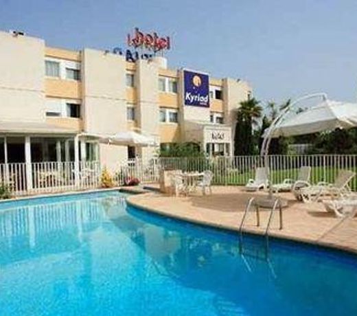 Kyriad Toulon Est Hyeres La Garde