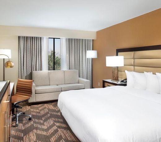 DoubleTree by Hilton Lawrence