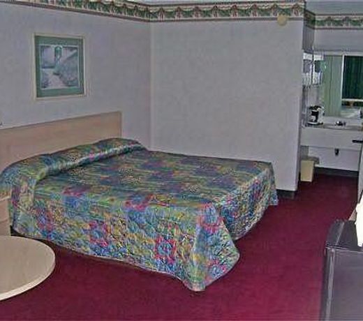 Reidsville Inn & Suites