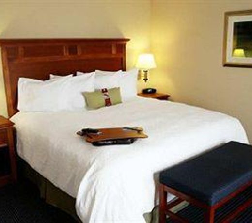 Hampton Inn Warrenton