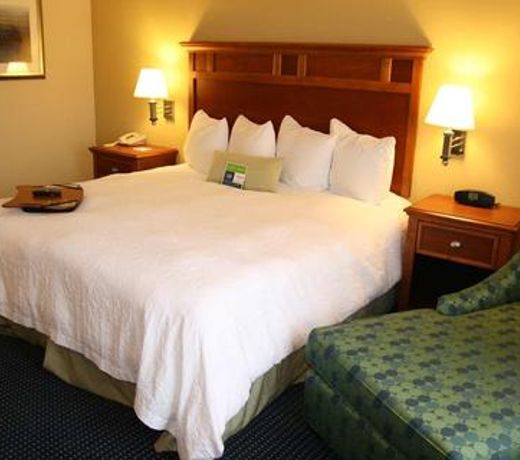 Hampton Inn Warrenton