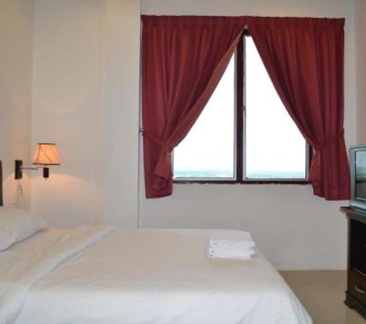 Mutiara Penthouse Hotel