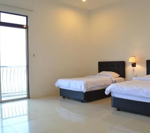 Mutiara Penthouse Hotel