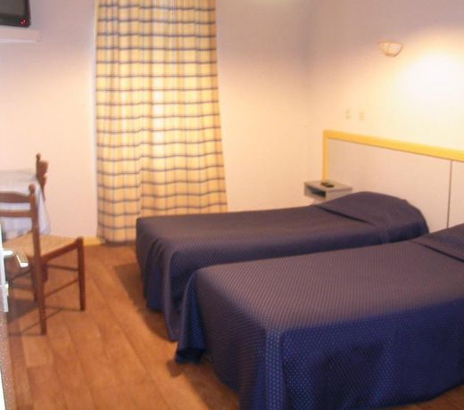 CLEOTEL