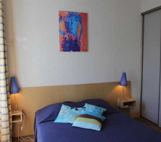 CLEOTEL