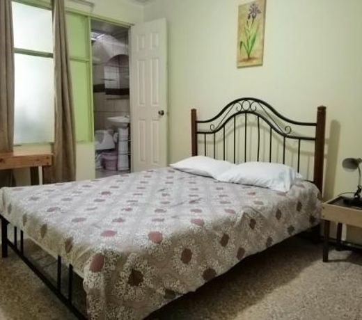 Casa Leon Guesthouse
