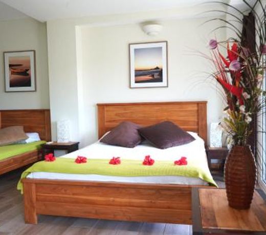 Funky Monkey Lodge