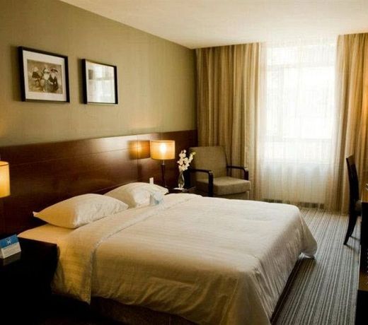 Hotel Sixty3