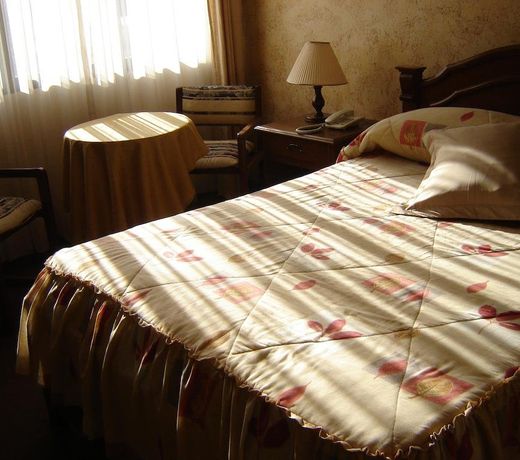 Hostal Versalles