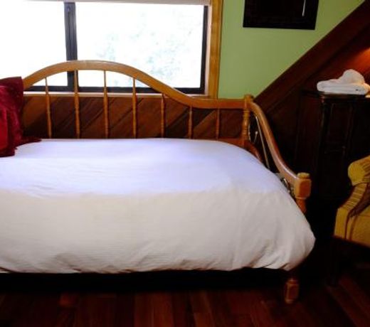 Yosemite Bug Rustic Mountain Resort