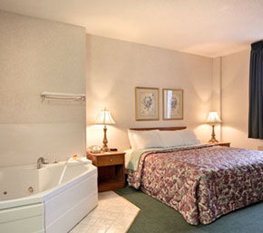 DAYS INN AND SUITES ELKINS