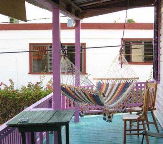 SEASIDE GUESTHOUSE
