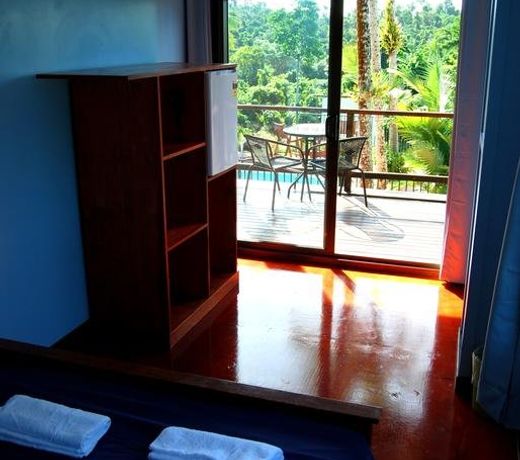 Jackaroo Treehouse Rainforest Retreat