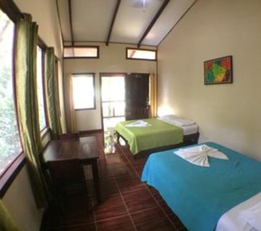 Rana Roja Lodge
