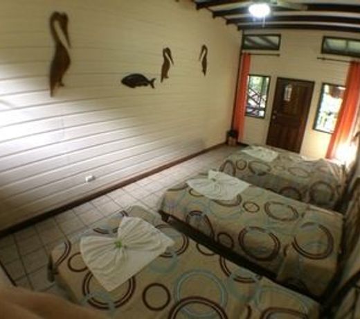 Rana Roja Lodge
