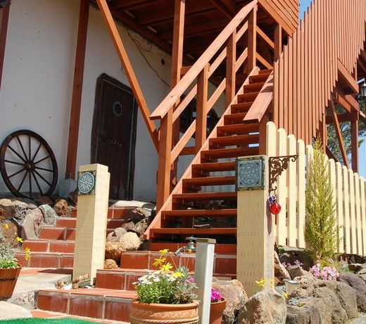 Jasmine Lodge