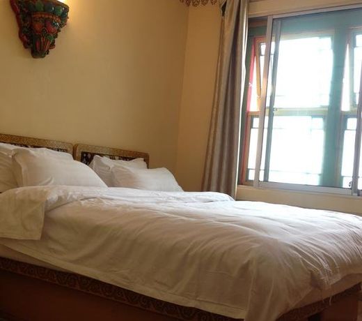 Tashitakge Hotel