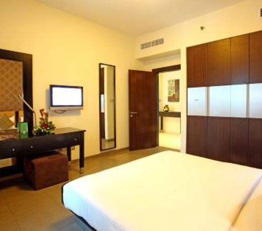 Royal Ascot Hotel Apartment