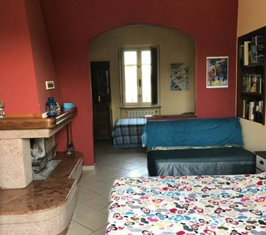 Villa Amoroni