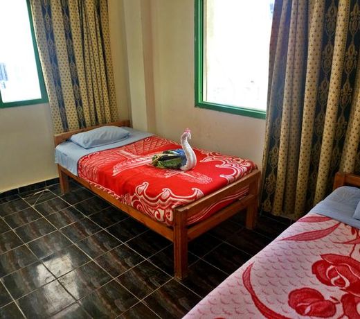 Sea Waves Hostel
