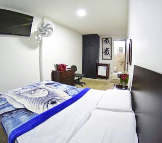 Hotel Los Cristales