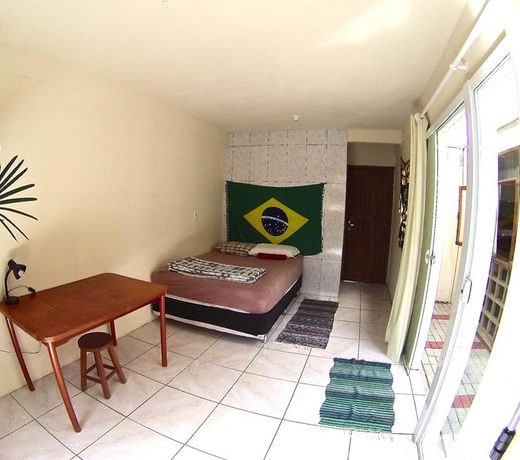 Sunhouse Hostel