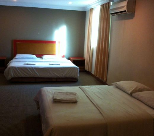 Seri Borneo Hotel