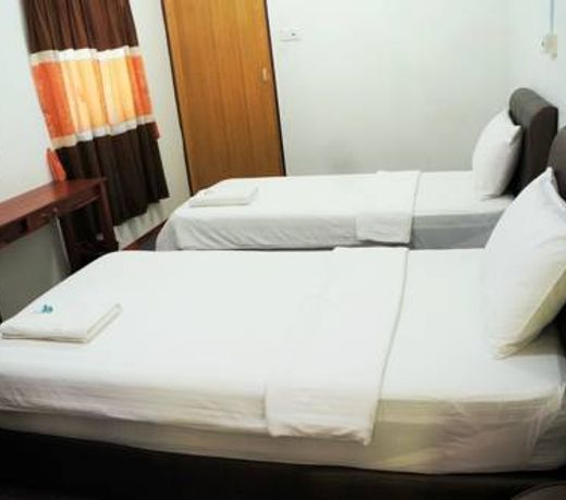 OYO 90037 The 7 Lodge Tambunan