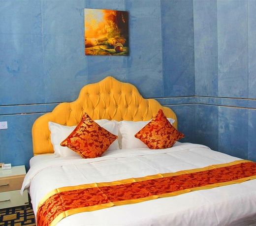 Linghang International Hotel