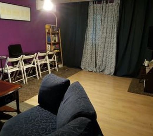 Dustin Guesthouse - Hostel