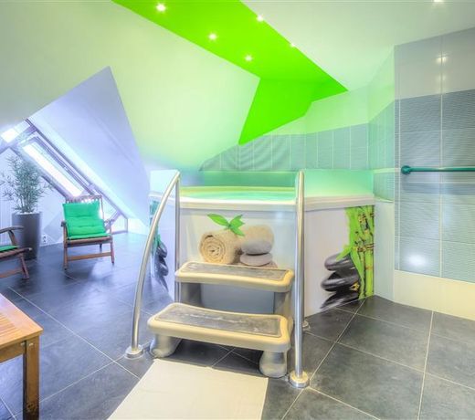 B&B HOTEL Mons Centre