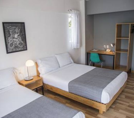 Hostal Tres Central