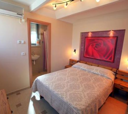 Haifa Guest House