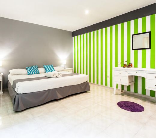 Che Suites Playa Adults Only