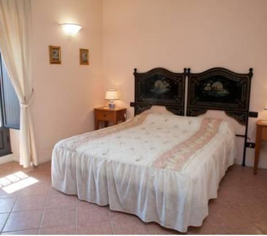Nuovo Castello Crisilio