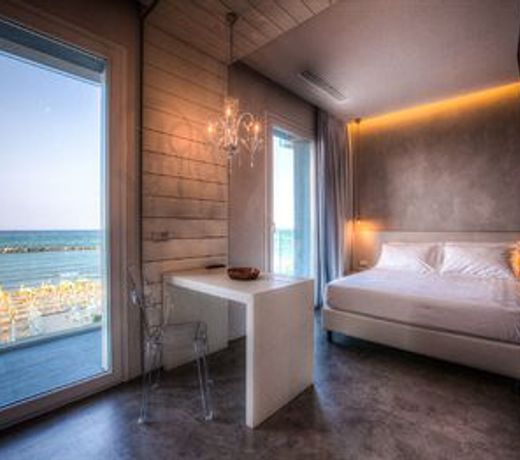 Bell Suite Hotel