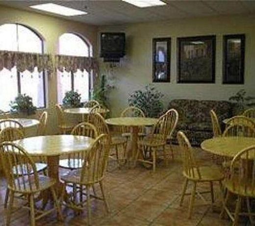 COMFORT INN GLOBE
