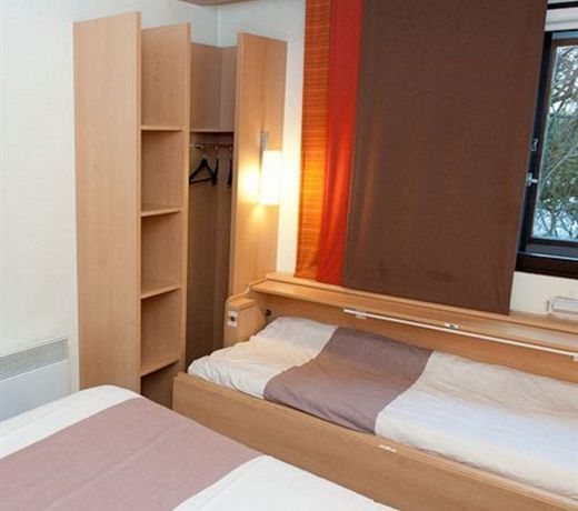 Egg Hotel Paris Gonesse