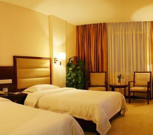 Sunshine Holiday Hotel