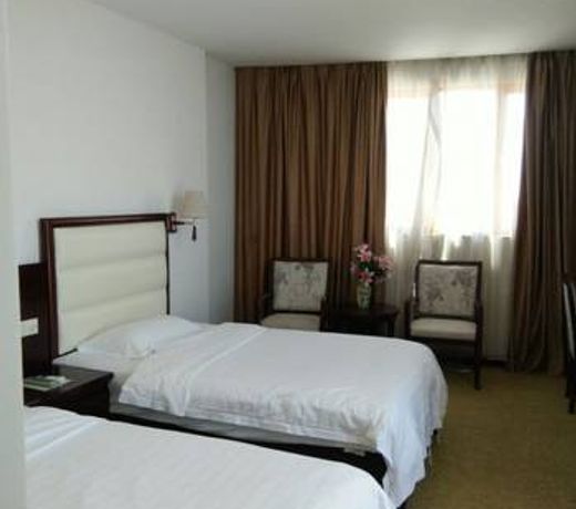 Sunshine Holiday Hotel
