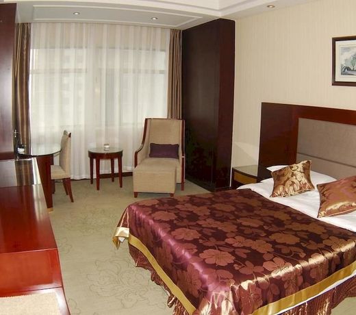 Gansu International