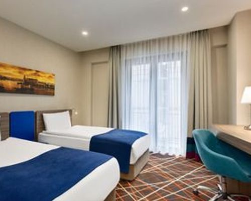 Tryp by Wyndham Istanbul Taksim - Стамбул - фото 2