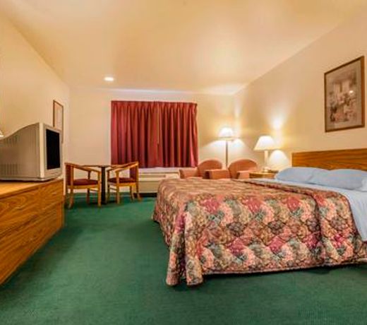 AmericInn by Wyndham Jefferson
