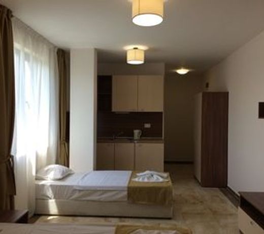 Palm Residence Deluxe Studios