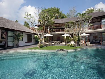 Guesthouse Villa Iskandar - an elite haven