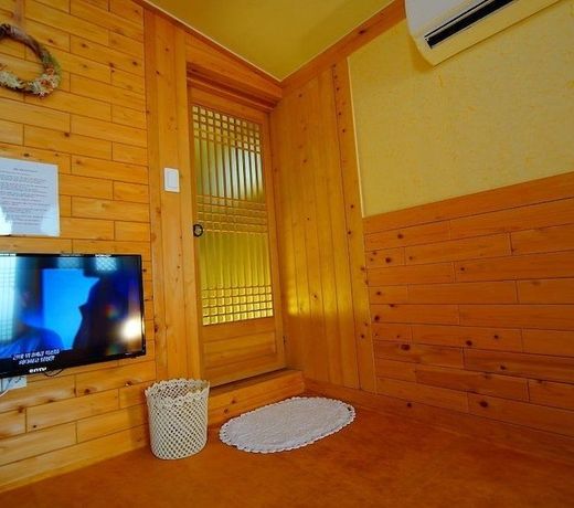 Jeonju Hongsi Hanok Guesthouse