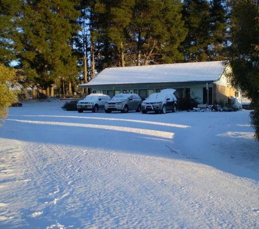 Pontis Lodge Waterfront Apartment