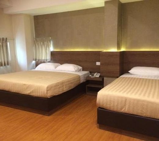 OYO 977 Hong Kong Suites