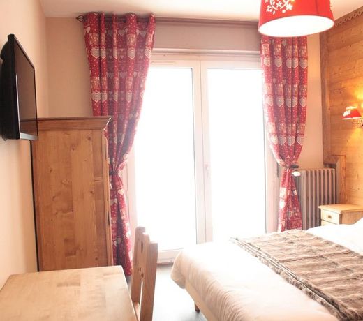 Le Ptit Hotel du Lac