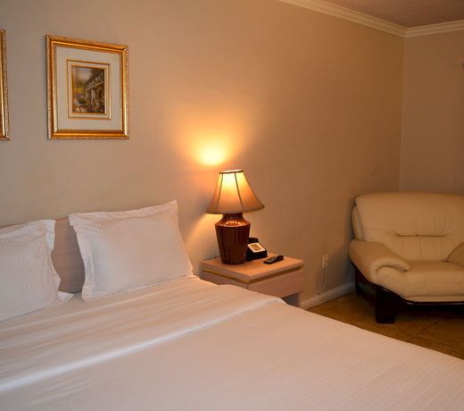 Guest Inn & Suites
